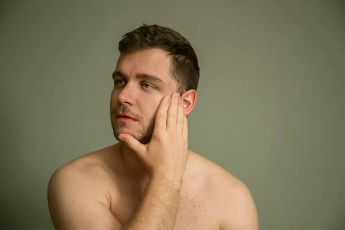 Skincare Routine for Men With Sensitive Skin (No Hype, Just What Works)