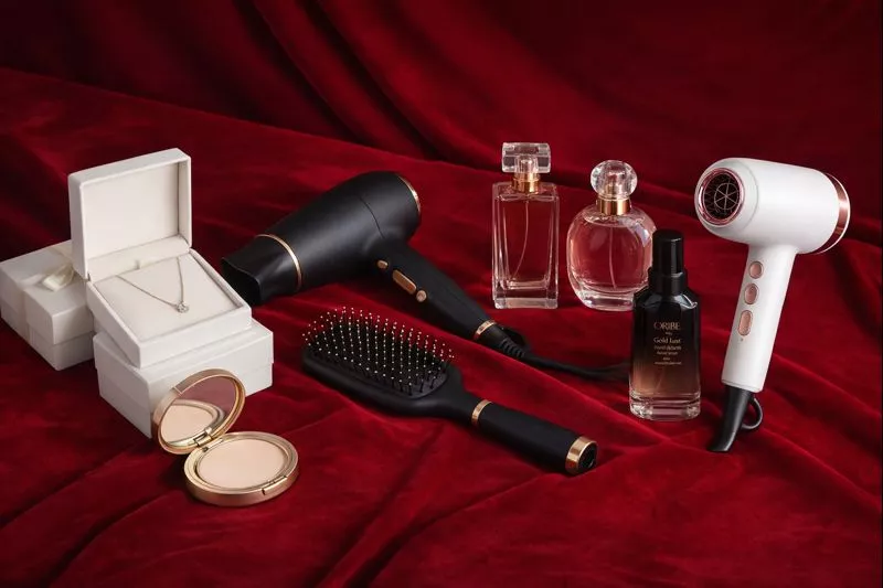 22 Valuable Valentine Gifts for Her That She will Remember