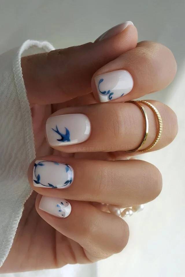 blue and white nails elegant design