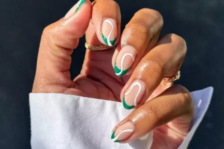 14 Stunning Green and White Nail Designs 2026
